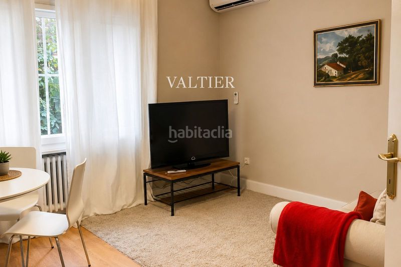 Foto cc425883-214d-48d4-a9f0-fd9fa7d787f2. Lloguer àtic a Estrella Madrid