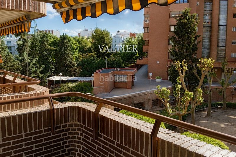 Foto 54d31e3a-da73-408d-932a-62986a147da3. Rent flat with parking pool in Fuente del Berro Madrid