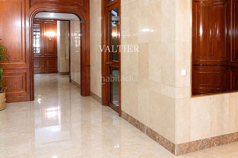 Foto fa811753-4c42-421c-b272-c7b7d36255f0. Rent flat with parking pool in Fuente del Berro Madrid