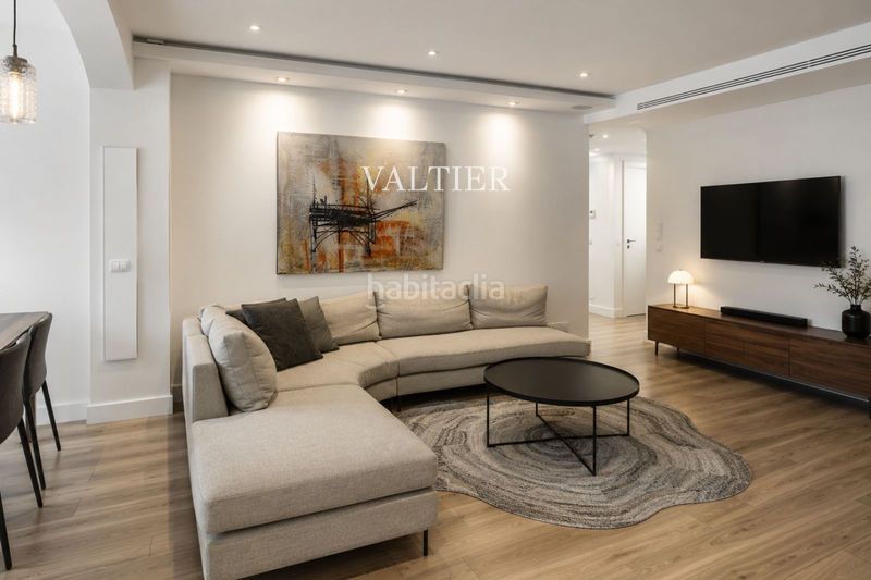 Foto 7b5c9c51-9fb8-4871-ad1a-47f7d037f7d5. Pis a Castellana Madrid