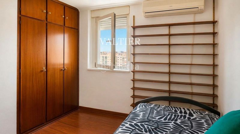 Foto c658228e-2fbb-40eb-bb27-40cfd3b315a7. Rent flat in Estrella Madrid