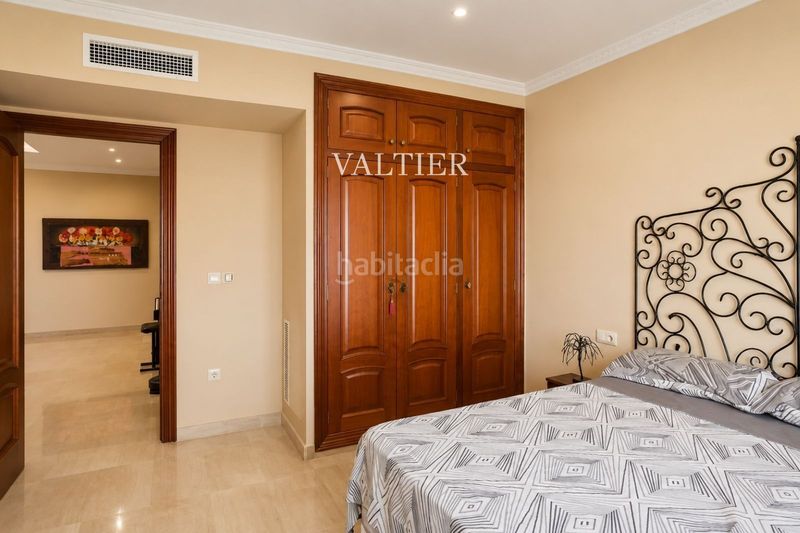 Foto 835a498f-ef93-45a1-95ba-fa87b176e76c. Casa amb aparcament a Almoines
