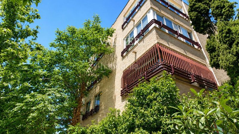 Foto a24be59e-2201-4ec1-8ca9-d60a9311b007. Flat with heating parking in El Viso Madrid