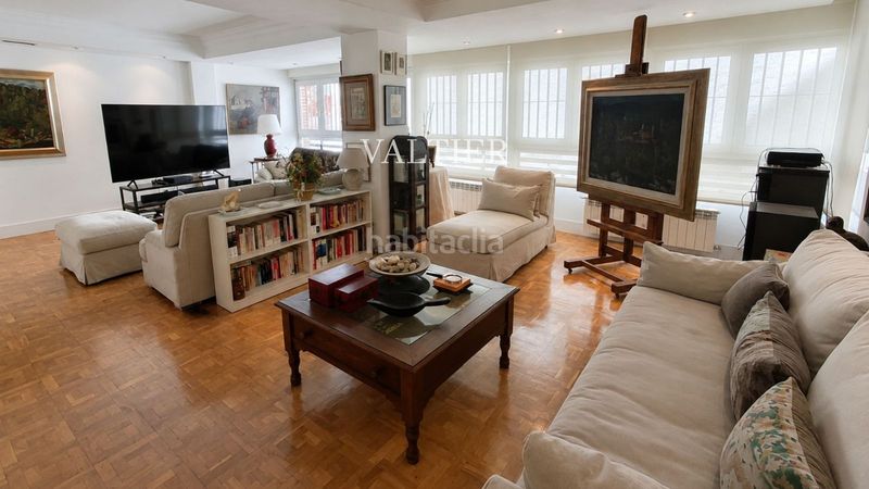 Foto ba7b882e-b422-4de5-866b-e305cfc72234. Flat with heating parking in El Viso Madrid