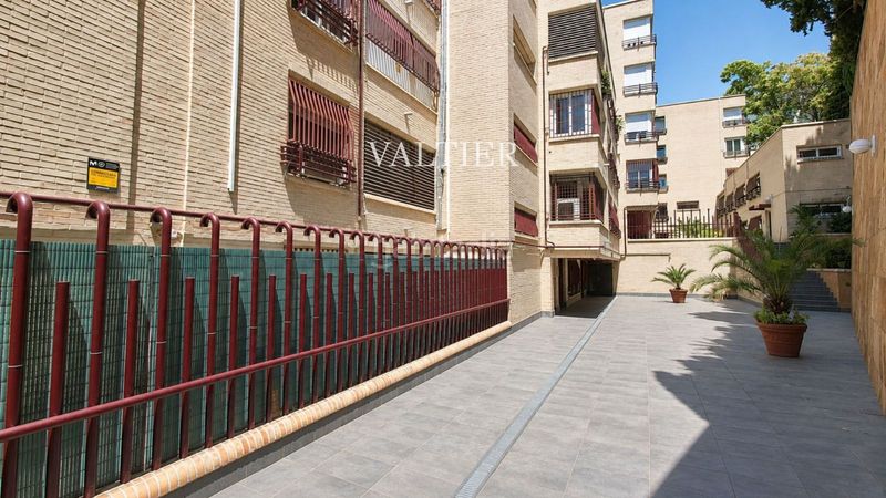 Foto d013ea15-014f-4601-b730-f7a2471bec20. Flat with heating parking in El Viso Madrid