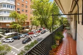 Pis  Paseo de la habana. Piso exterior en venta para reformar en paseo de la habana, madr