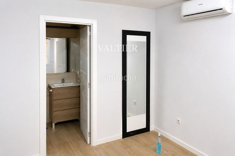 Foto e864300f-292e-45a5-80b3-bd796365fc90. Lloguer dúplex a Guindalera Madrid