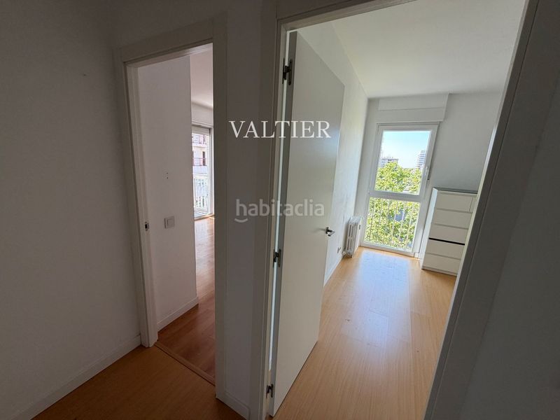 Foto 5d3a7fb2-abf9-452f-bc30-8cff048716c0. Rent flat with parking in Castillejos-Cuzco Madrid