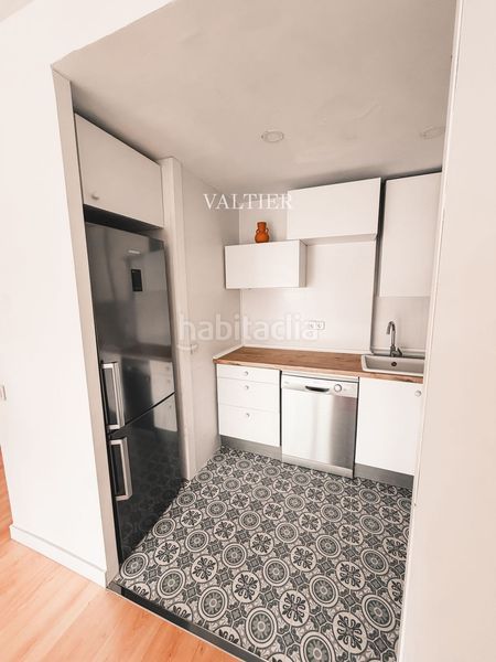 Foto e9a12bd2-3555-4a98-925a-9ddb594c06a8. Rent flat with parking in Castillejos-Cuzco Madrid