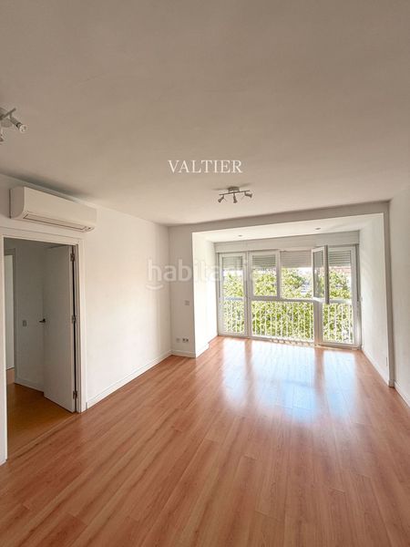 Foto 492345a5-f40f-42d1-b84b-d3fedffd1391. Rent flat with parking in Castillejos-Cuzco Madrid