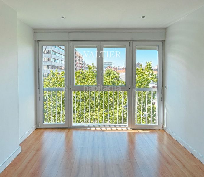 Foto 9cb36c10-6dbb-47a5-91d0-ca333fc487aa. Rent flat with parking in Castillejos-Cuzco Madrid