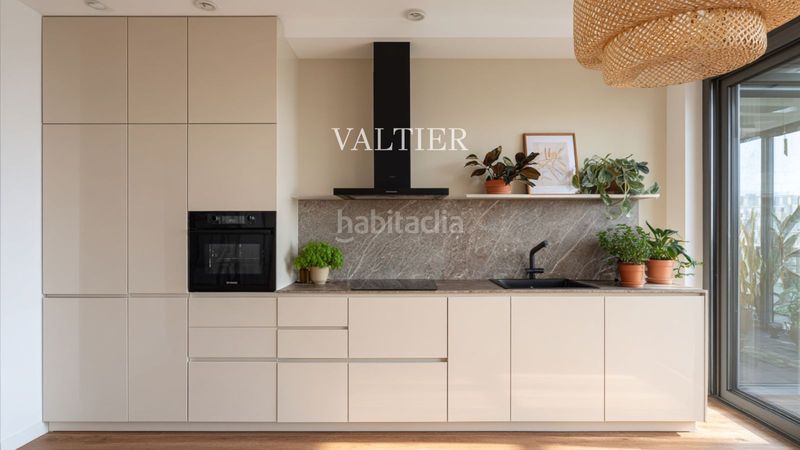 Foto c8513e08-cc76-4eb5-9693-0caf17b3170a. Àtic a Valdeacederas Madrid