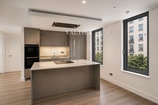 Pis  Duque de sesto. Exclusiva vivienda exterior junto al parque del retiro, madrid