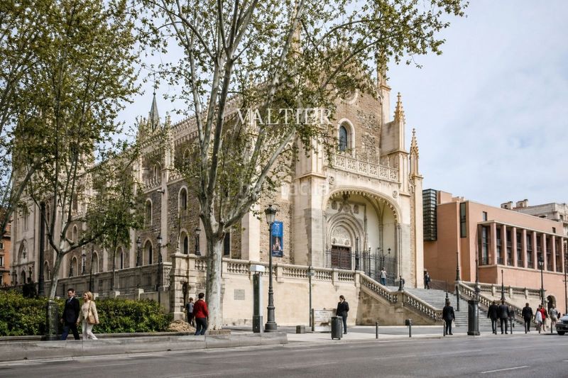 Foto f95134c1-eafc-4b00-9cec-0ba5d695bf78. Lloguer pis amb calefacció a Jerónimos Madrid