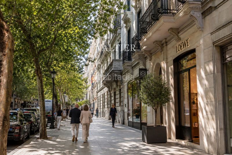 Foto cd19f7aa-e1cd-43d4-b2da-41a46ed4f1b6. Pis amb aparcament a Castellana Madrid