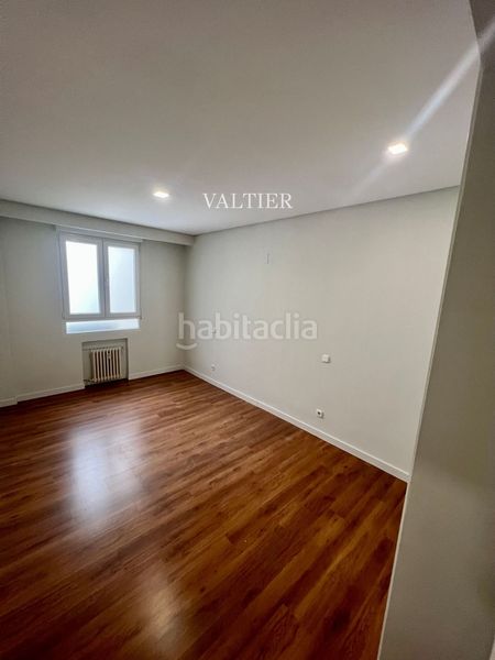 Foto 0d229100-58d3-4bed-8572-155cfa72151c. Rent flat in Estrella Madrid