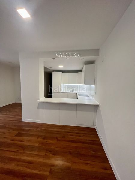 Foto b33ccbf0-7a77-42d7-8a9e-63d06122bf83. Rent flat in Estrella Madrid