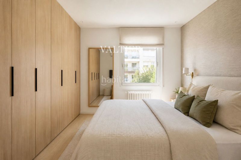 Foto a3feebf1-5621-4ba4-9948-deb06638e2e9. Dachwohnung mit parking in Goya Madrid