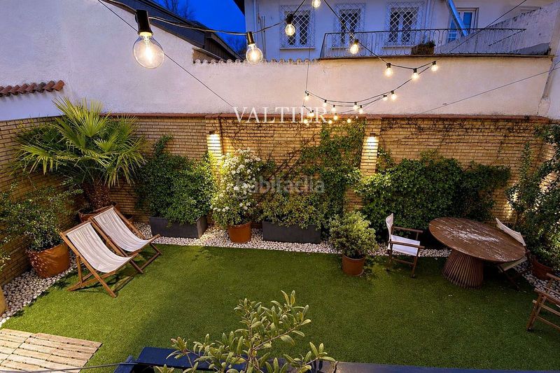 Foto f4cb7fa3-c28a-42ed-9c37-e9b6159389d9. Rent duplex with pool in Hispanoamérica-Bernabéu Madrid