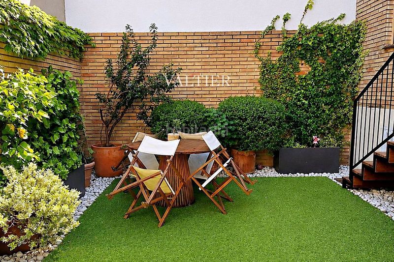 Foto f655a5c9-7e42-4f0c-8dc8-be5173bdd09a. Rent duplex with pool in Hispanoamérica-Bernabéu Madrid