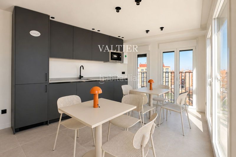 Foto 94b6cd39-c691-4534-8a33-41a29491fb76. Rent flat with heating parking pool in Buena Vista Madrid