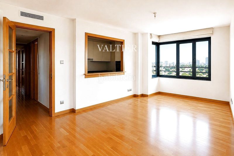 Foto def6846f-cb5c-4bee-b812-f46322eb5fb9. Rent flat with parking pool in Costillares Madrid