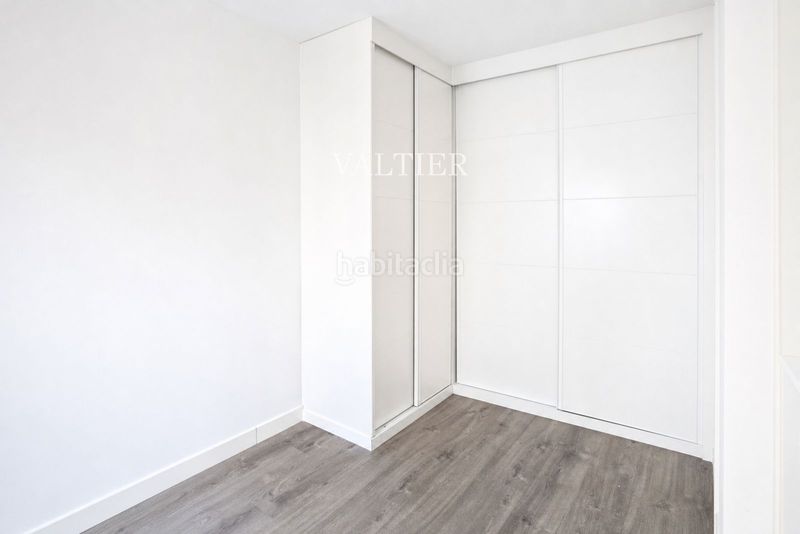 Foto 4cd93f49-b4bb-413e-aa25-af24df4de70a. Rent duplex with parking in El Viso Madrid