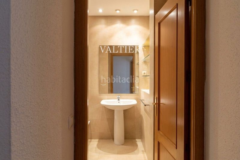 Foto 91b6b1d4-15f6-49db-91a5-fa63a1941df1. Lloguer pis a Castellana Madrid