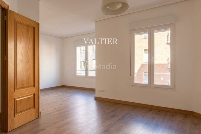Foto 94ffedd7-ad1d-4cc1-a4cb-76c7346507cd. Lloguer pis a Castellana Madrid