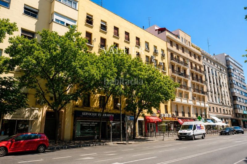Foto 5bd5f7ec-9c19-4aab-a61c-86910d287b9a. Lloguer pis amb piscina a Goya Madrid