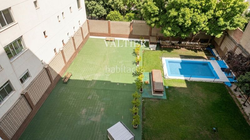 Foto a8bc8b97-9dec-4d52-8a07-49436f36c507. Lloguer pis amb piscina a Goya Madrid
