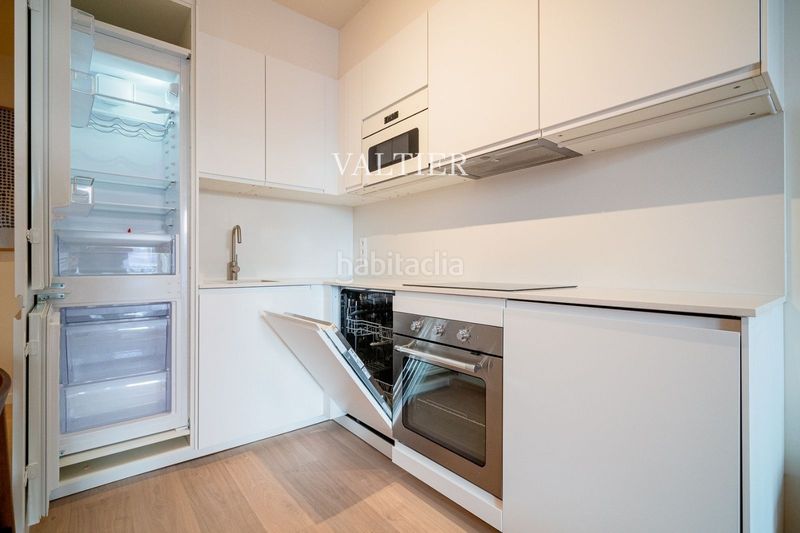 Foto f1d6c381-f610-46b3-8cc5-5e1f9e58f0a2. Rent flat in Prosperidad Madrid