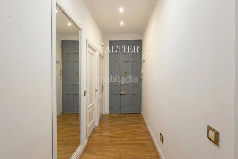 Foto 782a9ecf-3a1f-4e9b-b0c7-9cee53d0228d. Rent flat in Jerónimos Madrid