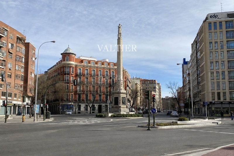 Foto 28458d00-8e8e-4fed-84e2-a3a6bc5e079e. Lloguer pis a Berruguete Madrid