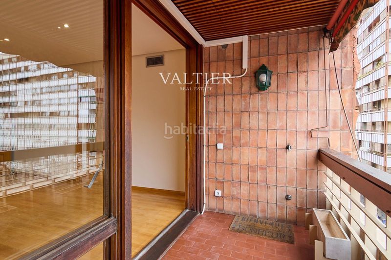 Foto 103a9461-789d-4d8f-8a3c-432edf00be96. Rent flat with parking in Lista Madrid