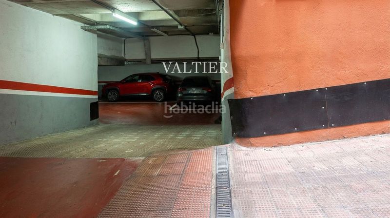 Foto b2292e85-97a1-4bf1-a342-f81b3e5e2486. Lloguer pis amb aparcament piscina a Universidad-Malasaña Madrid