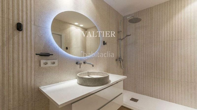 Foto cc03f993-f278-4cf6-bf4a-10dbad562f88. Affitto duplex in Guindalera Madrid
