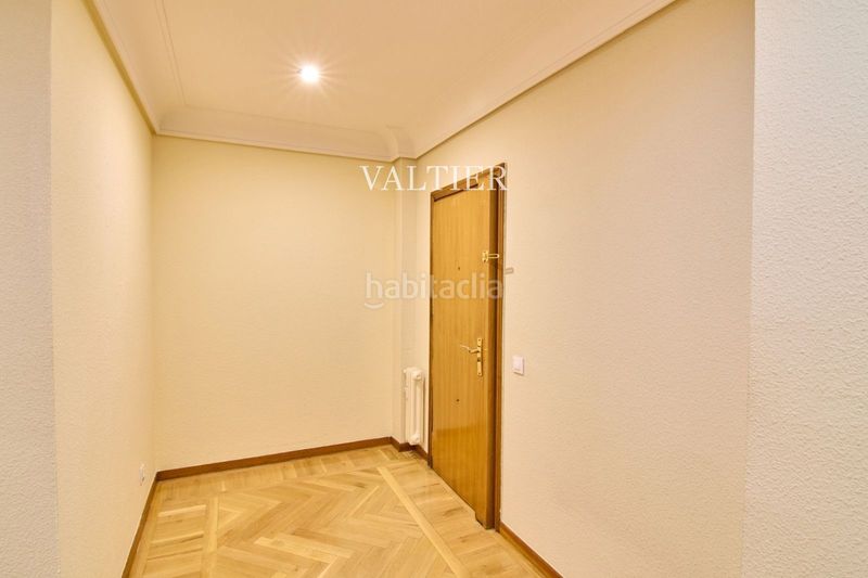 Foto 12c9ccd5-c919-46b2-af2a-bed48cc4858b. Lloguer pis amb aparcament piscina a Costillares Madrid