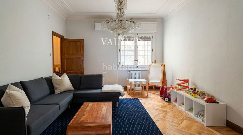 Foto a50cbfa2-7e44-490d-bfe3-02613b668bcd. Rent flat in Argüelles Madrid