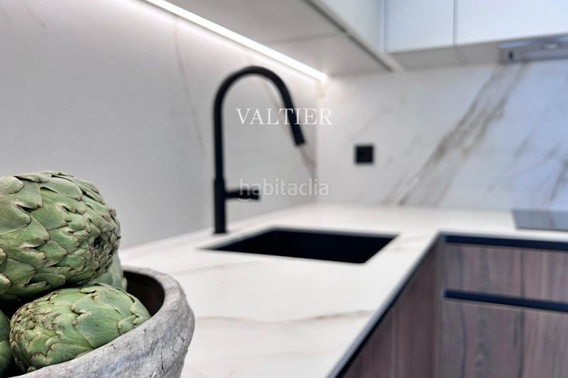 Foto 084f3ff8-991f-44b4-941a-2a2752ce3cf5. Appartamento con riscaldamento in Castellana Madrid