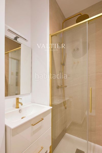 Foto 4ac81a7b-e54b-4d11-9564-013a027d080e. Pis a Embajadores-Lavapiés Madrid