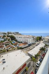 Pis en Calle decano pedro navarrete 4. Apartamento con vistas al mar en la carihuela, excelente oportun