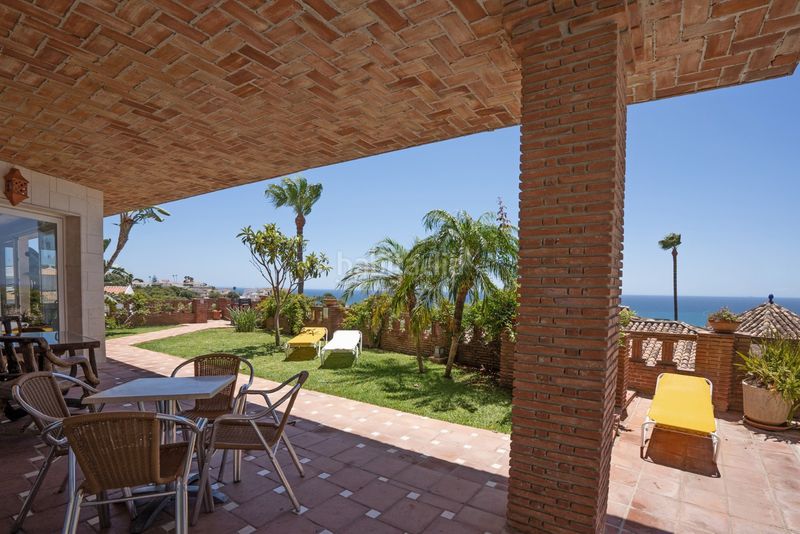 Foto 51587959-2f7c-4fe1-ae89-79154e81665d. Xalet amb xemeneia aparcament piscina a Riviera del Sol Mijas