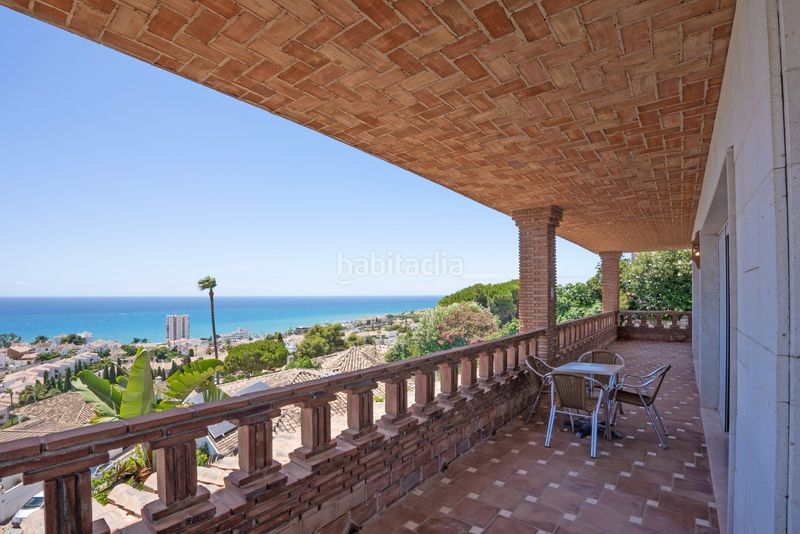 Foto be4b5c8d-c02f-4f05-a59a-51b81388944d. Xalet amb xemeneia aparcament piscina a Riviera del Sol Mijas