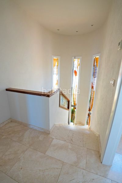 Foto fe21cfb8-a647-4b20-9ac1-31110e88a2fd. Xalet amb xemeneia aparcament piscina a Riviera del Sol Mijas