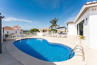 Casa en Calle libra 42. Villa de lujo en riviera, mijas - rentabilizada con alquiler vac