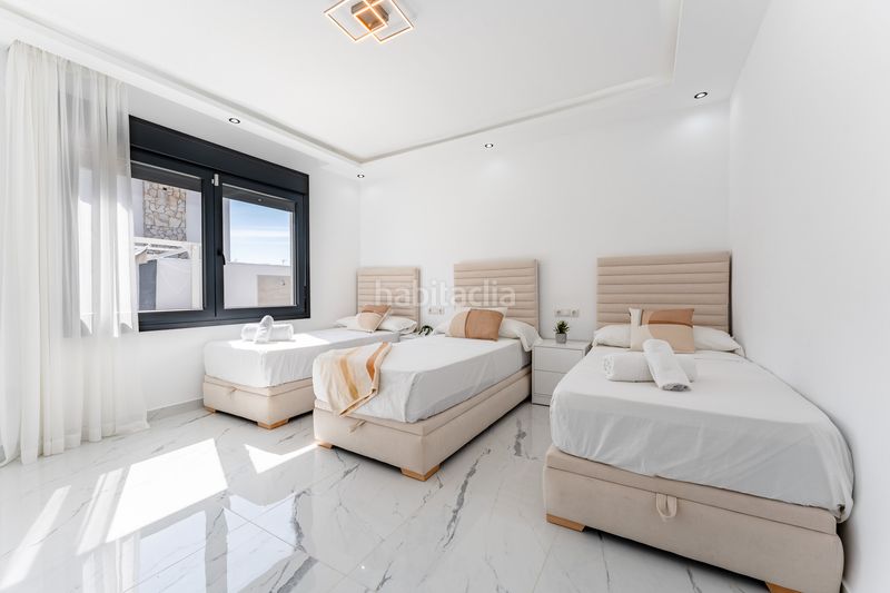 Foto a850adb4-0ac1-436e-a353-d40b588c0b70. Casa a calle libra 42 a Riviera del Sol Mijas