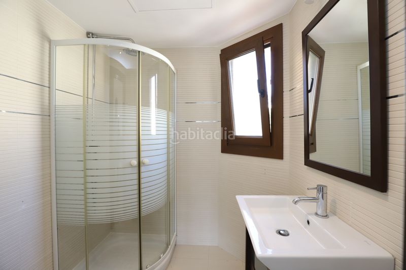 Foto c1ebef56-230f-41e6-bd4e-d0ce2e6da437. Alquiler chalet en Calahonda Mijas