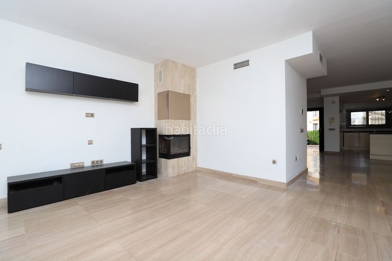 Foto ea5d02d8-9de9-4760-bab1-dac7410dabba. Alquiler chalet en Calahonda Mijas