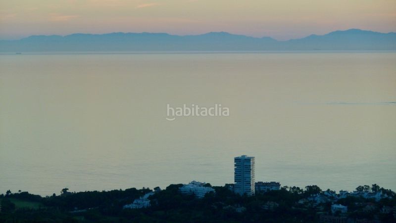 Foto a2c861d0-cdd7-427f-9cb3-f9fbf7bdfd42. Àtic amb calefacció aparcament piscina a Alto de los Monteros Marbella